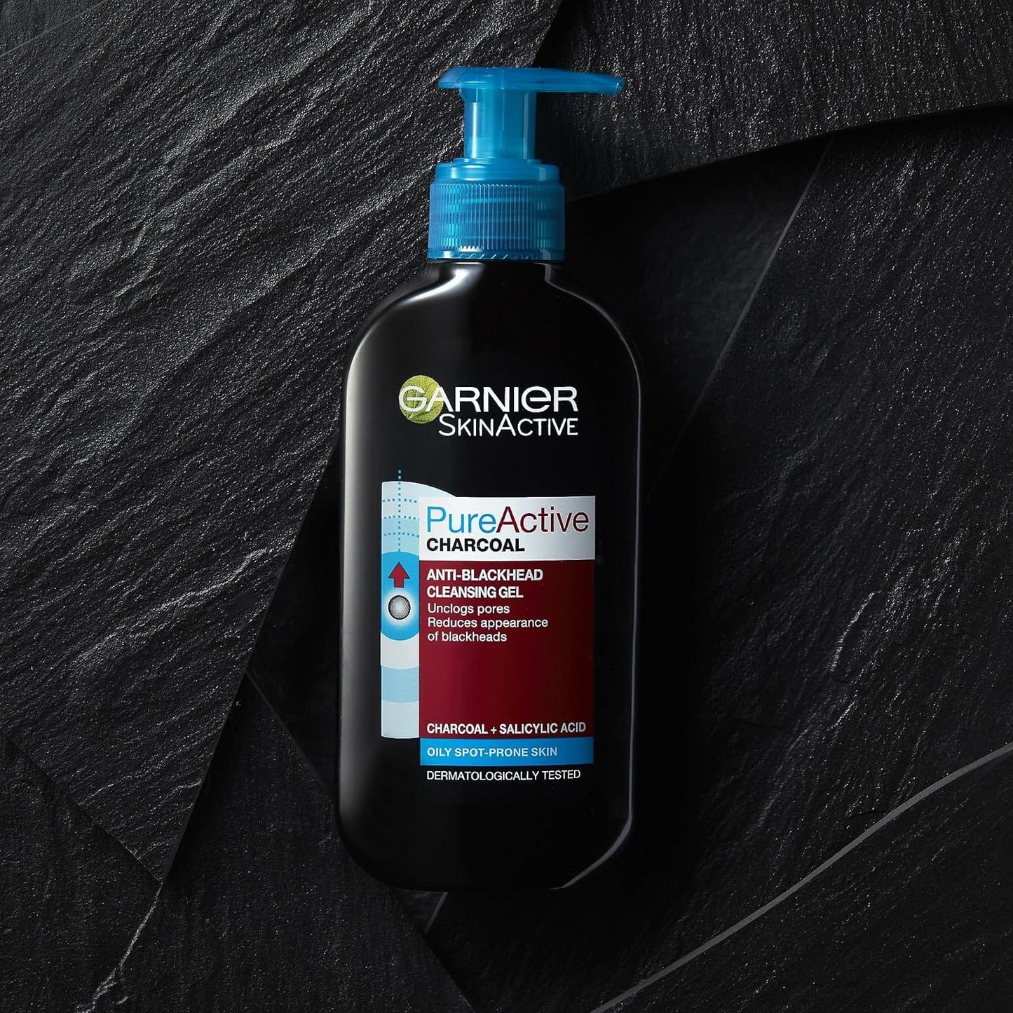 Garnier Pure Active Intensive Anti-Blackhead Charcoal Cleansing Gel Wash 200ml