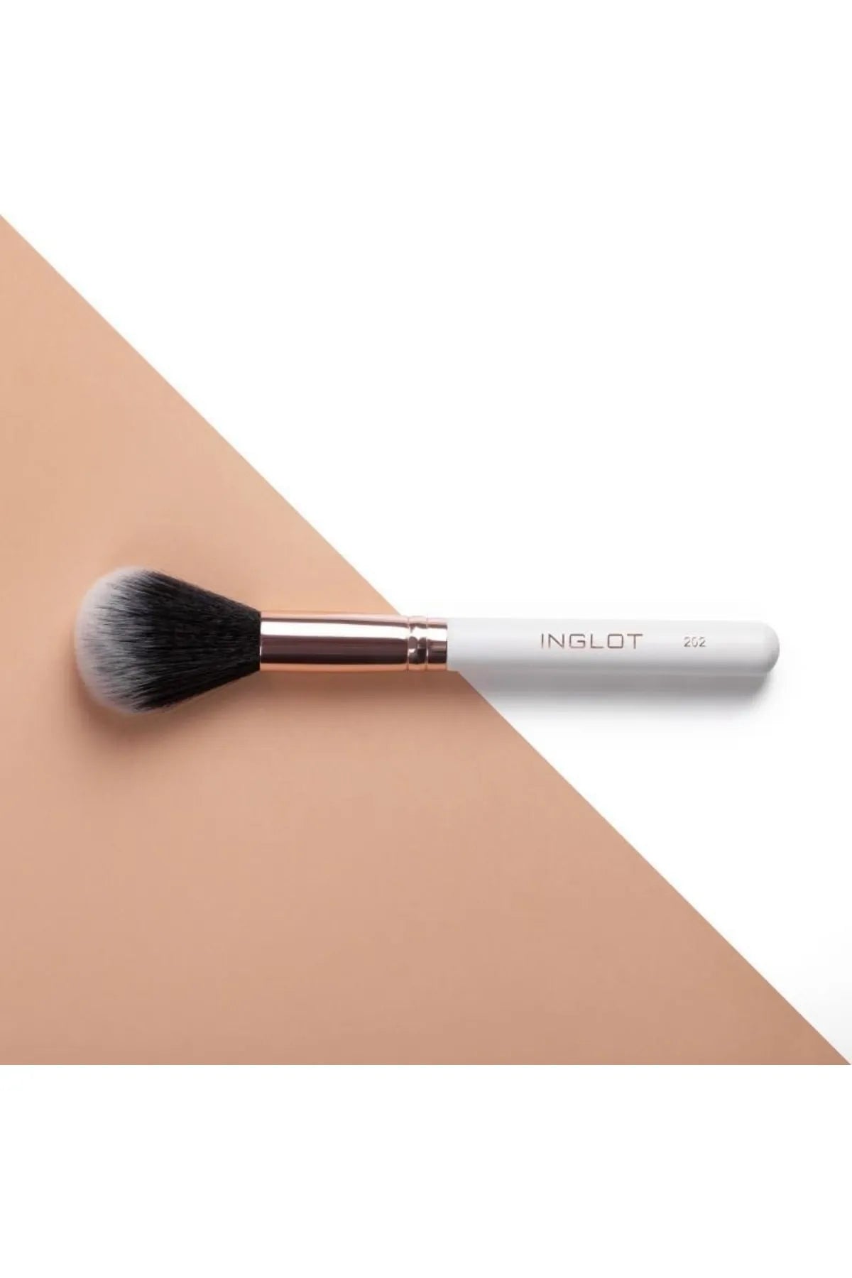 Inglot Makeup Brush - 202