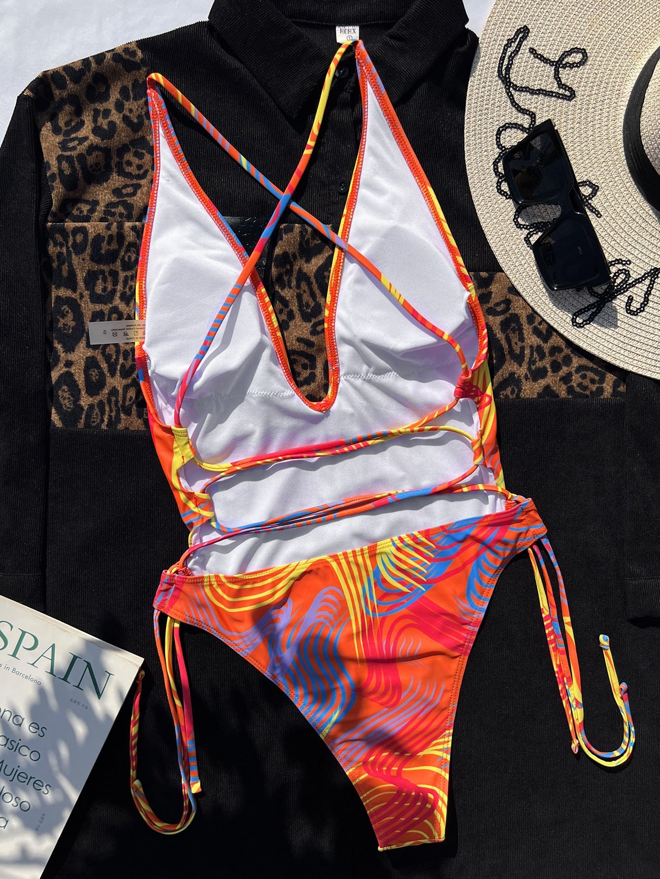 Color Printing Deep V Plunge Sexy Swimsuit Beauty Back Strap One Piece Swimsuit