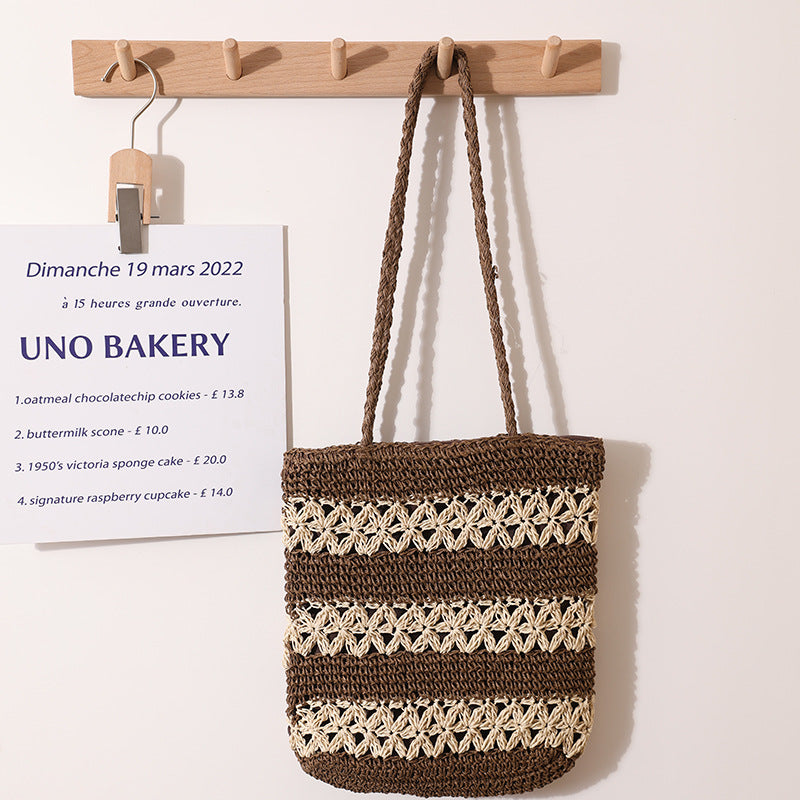 French Hollow Out Cutout Straw Bag Woven Bag One Shoulder Portable Large Capacity Handmade Women Bag Summer Seaside Vacation Beach Bag