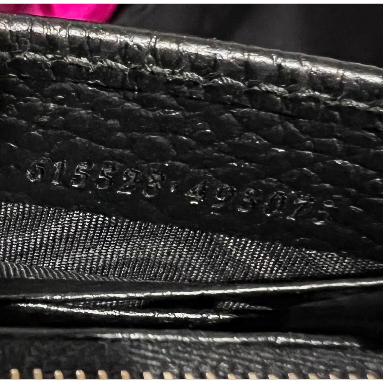 Gucci Interlocking Black Leather Dollar Calfskin GG Wallet on a Chain Clutch Bag