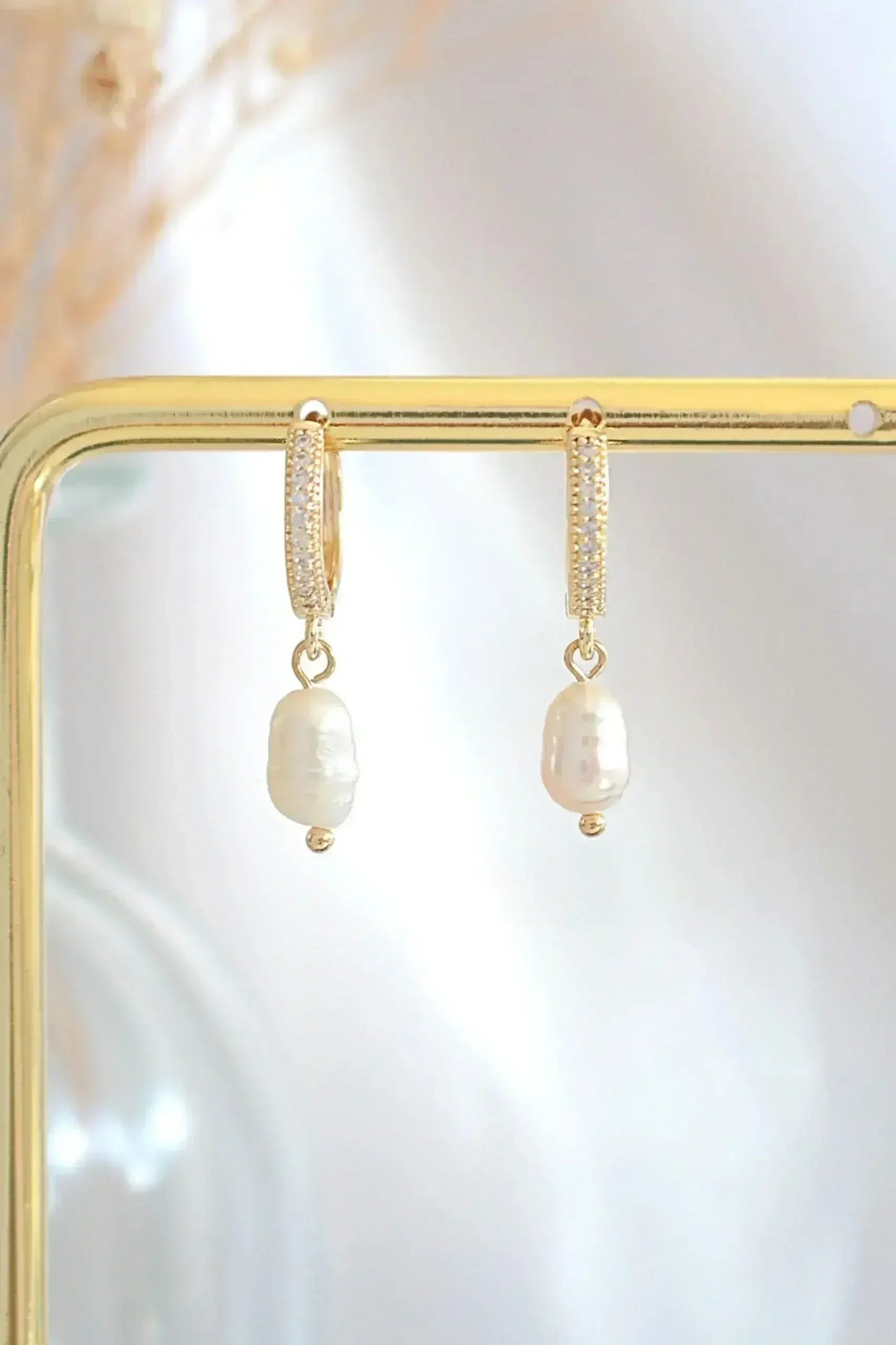Pearl Hoop Earrings - 24K Gold & Freshwater Pearls | Femstylo