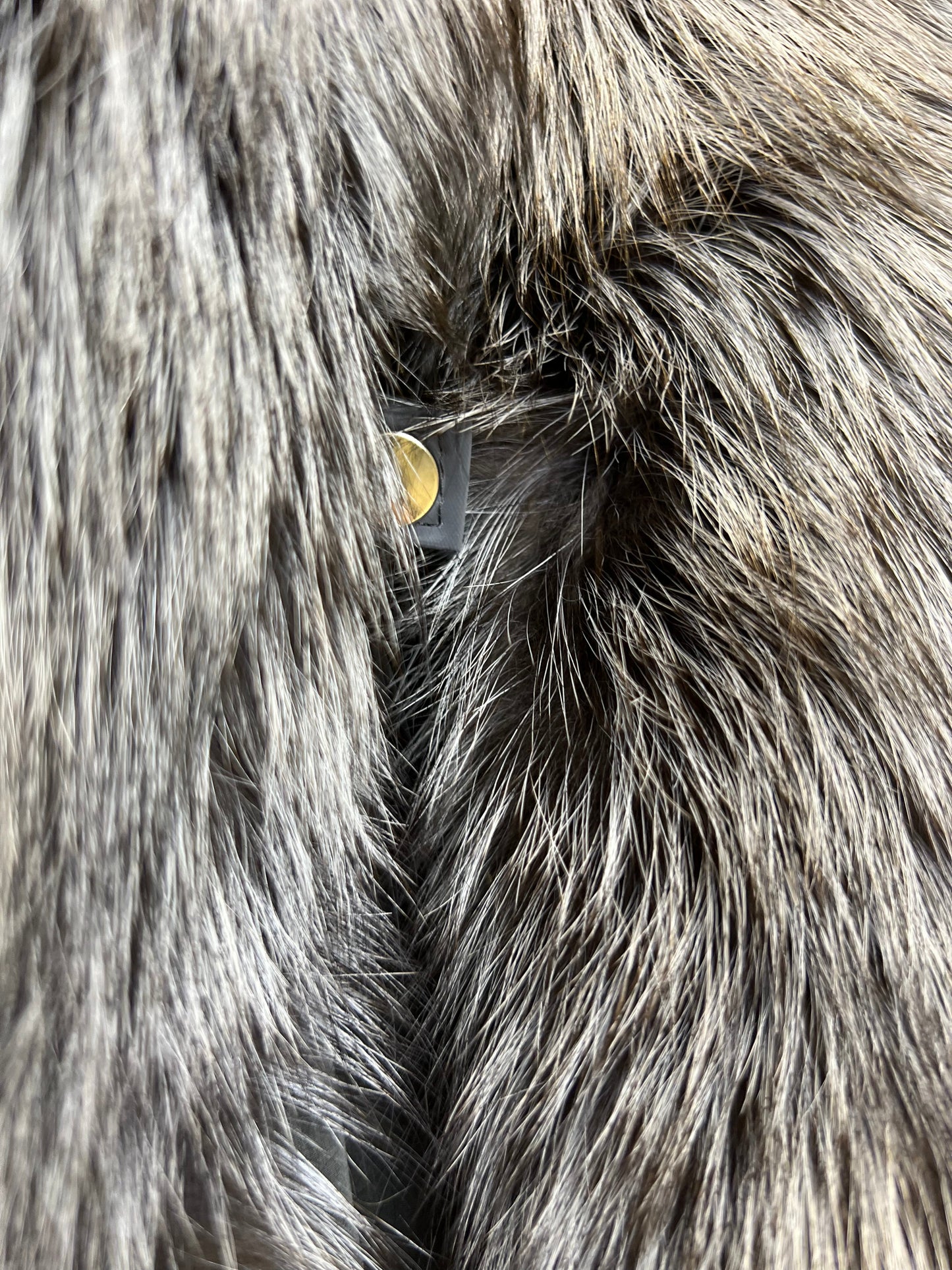 Parka isolée en véritable renard argenté avec capuche entièrement doublée et lapin