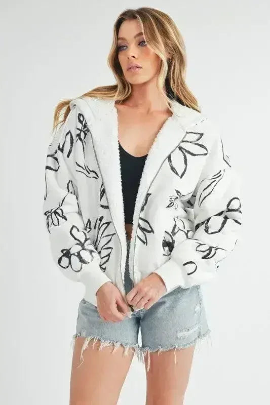 Aemi + Co Flower Sherpa Hoodie - Zip-Up & Cozy | S-L | Femstylo