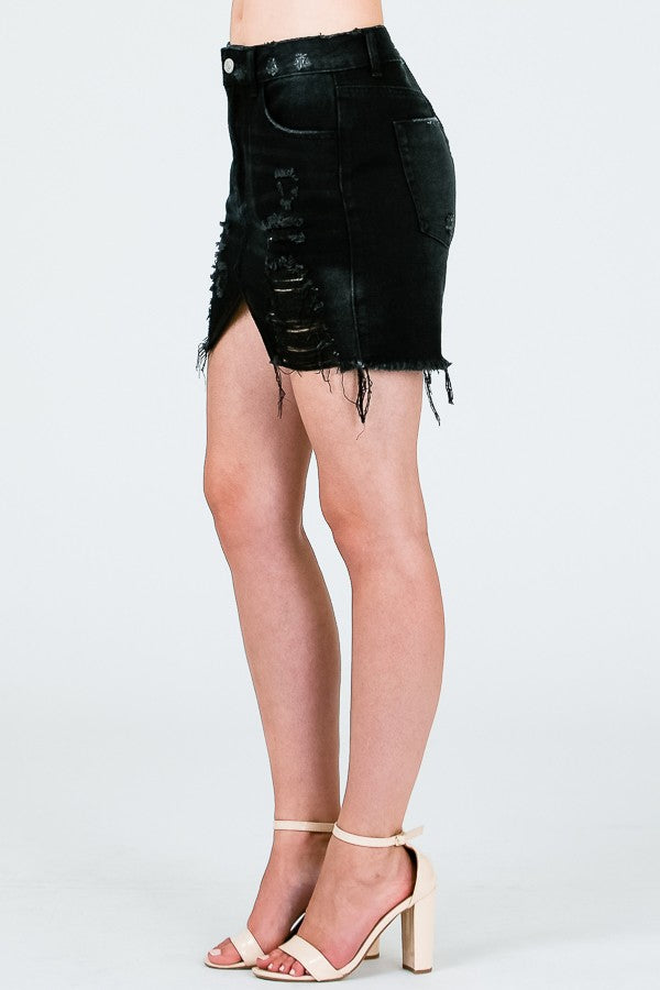 DISTRESSED MINI SKIRT W/ TRIANGLE CUTOUT
