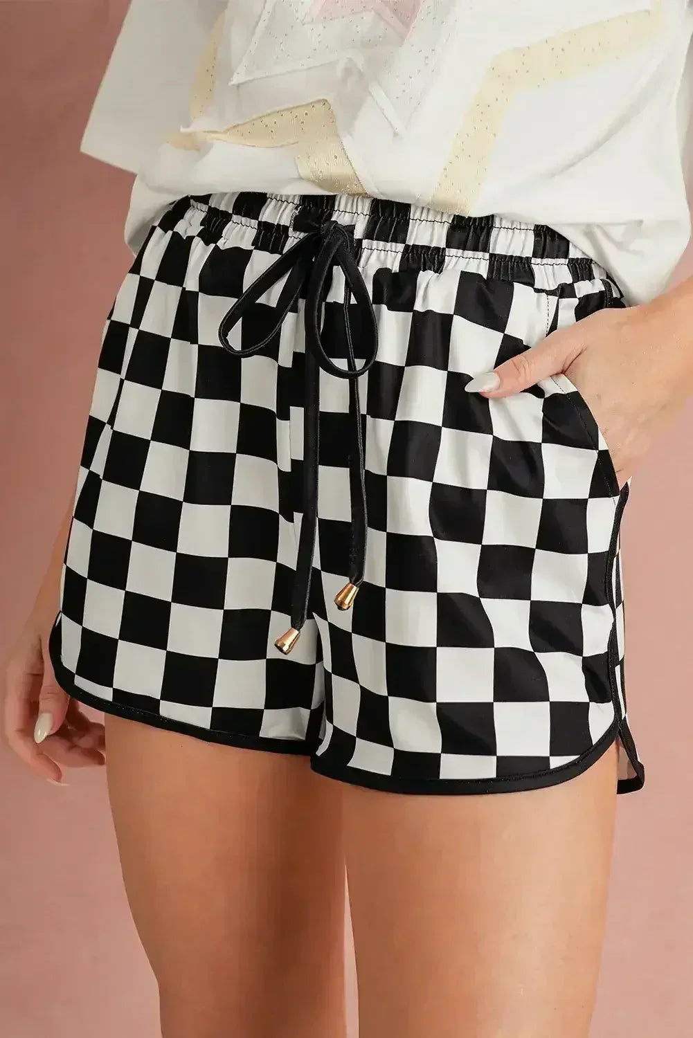 Black Checkered Drawstring Elastic Waist Casual Shorts