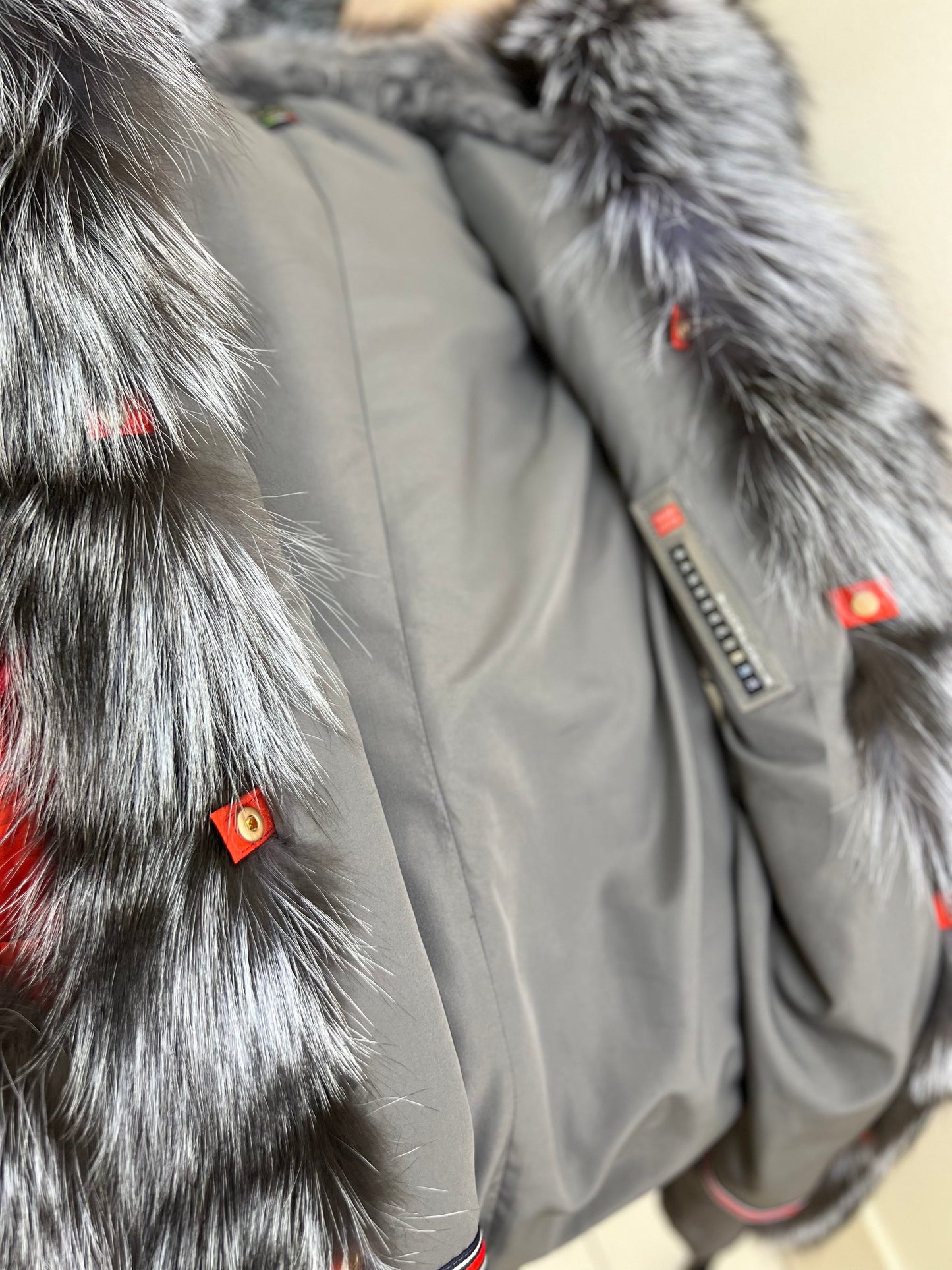 Genuine Silver Fox Fur Rabbit Fur Insulated Parka