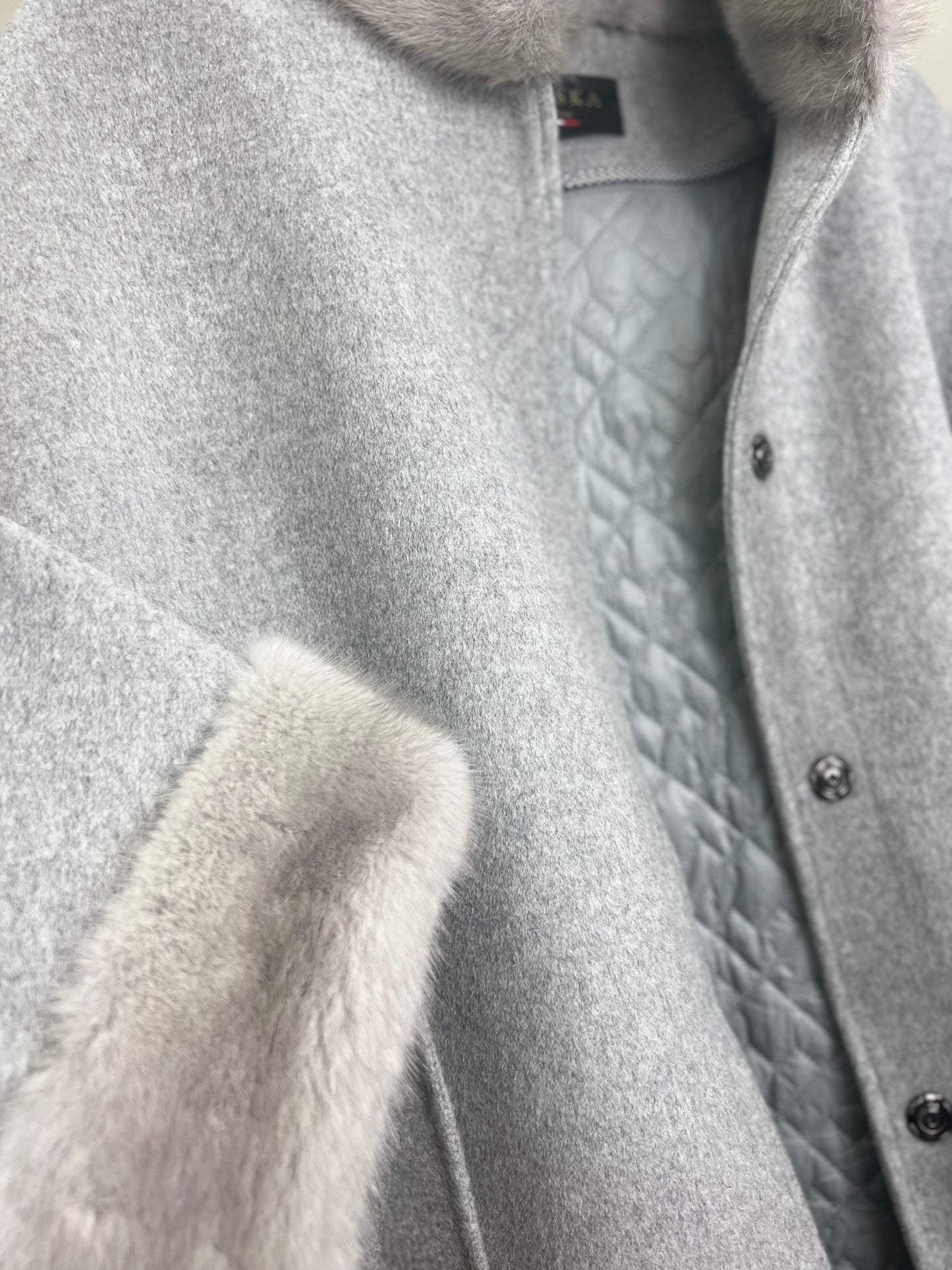 Manteau en véritable fourrure de vison scandinave et laine vierge