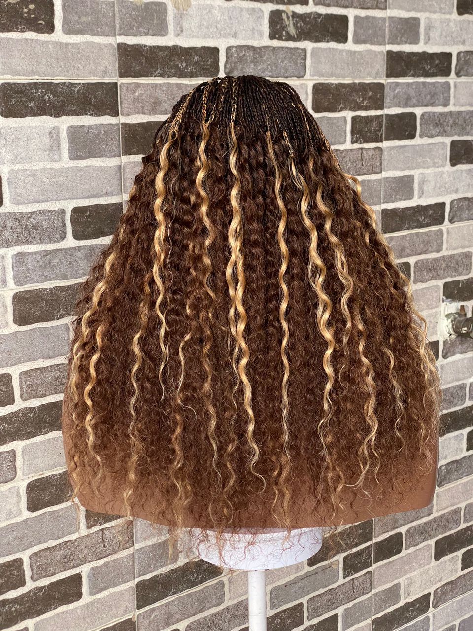 Raw Human Hair Flowy Knotless Wig (100% Raw Human Hair Lace & Curls) Mixed Colors