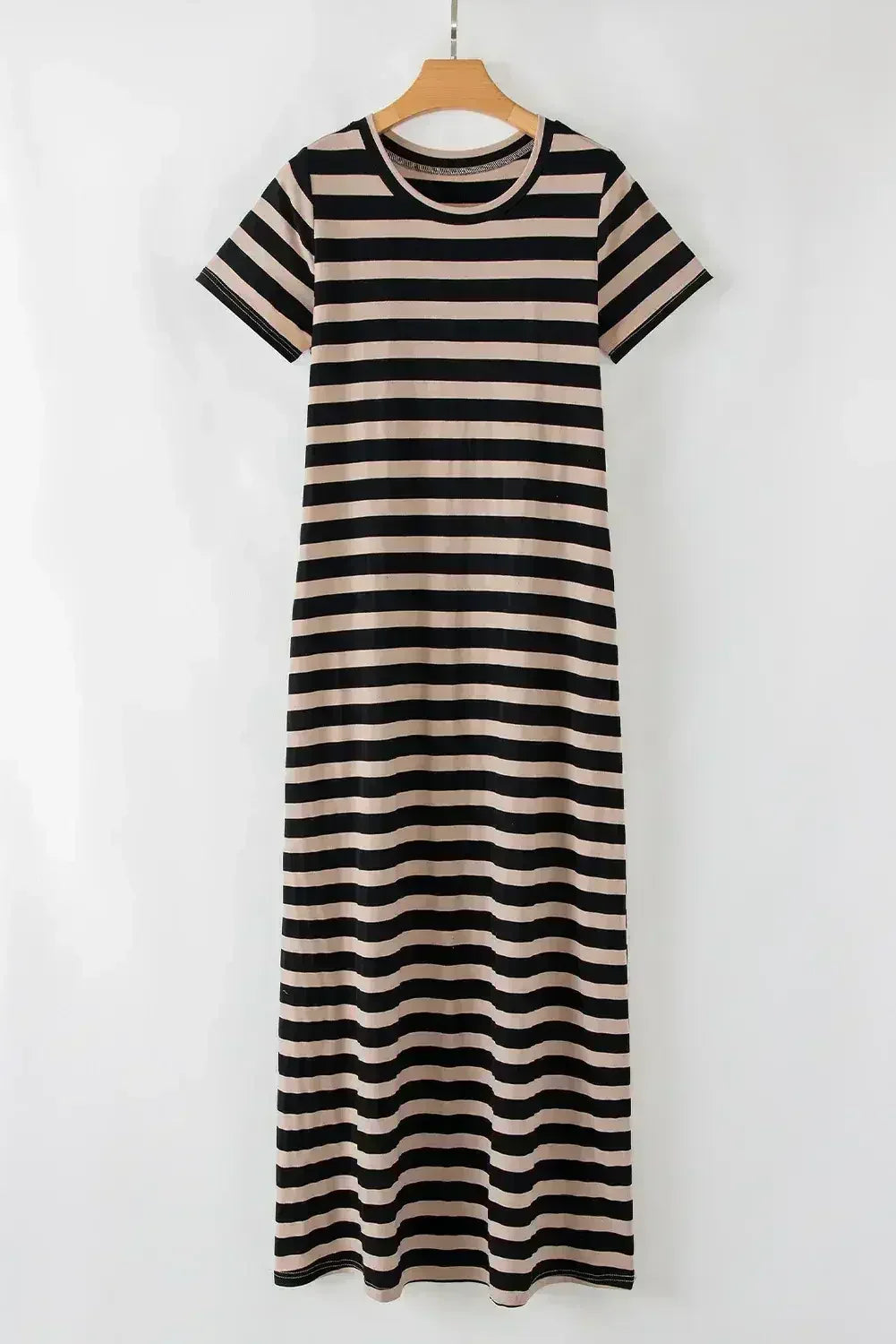 Black Striped Side Pockets T-shirt Maxi Dress