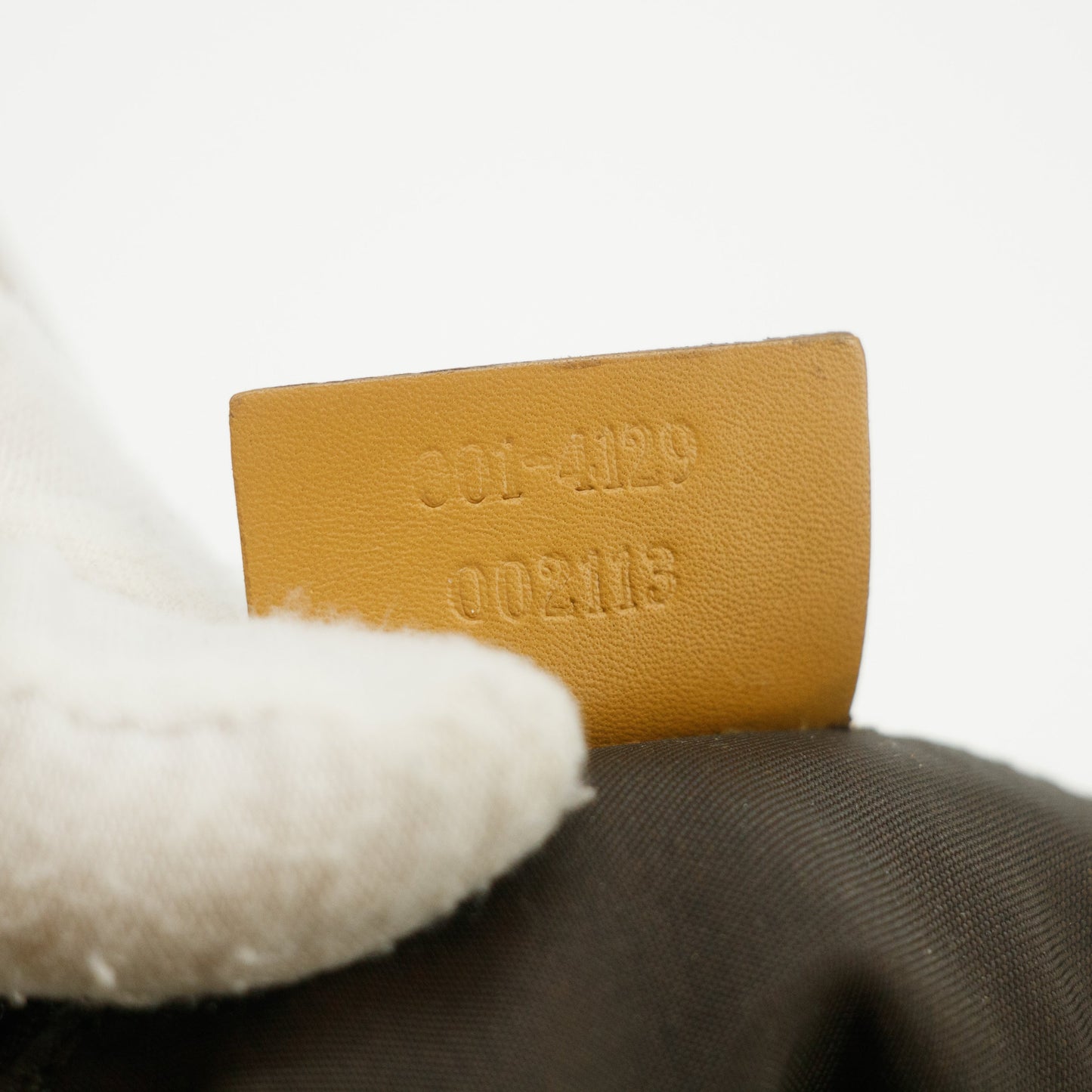 Gucci GG Canvas Beige One Shoulder Bag #3551