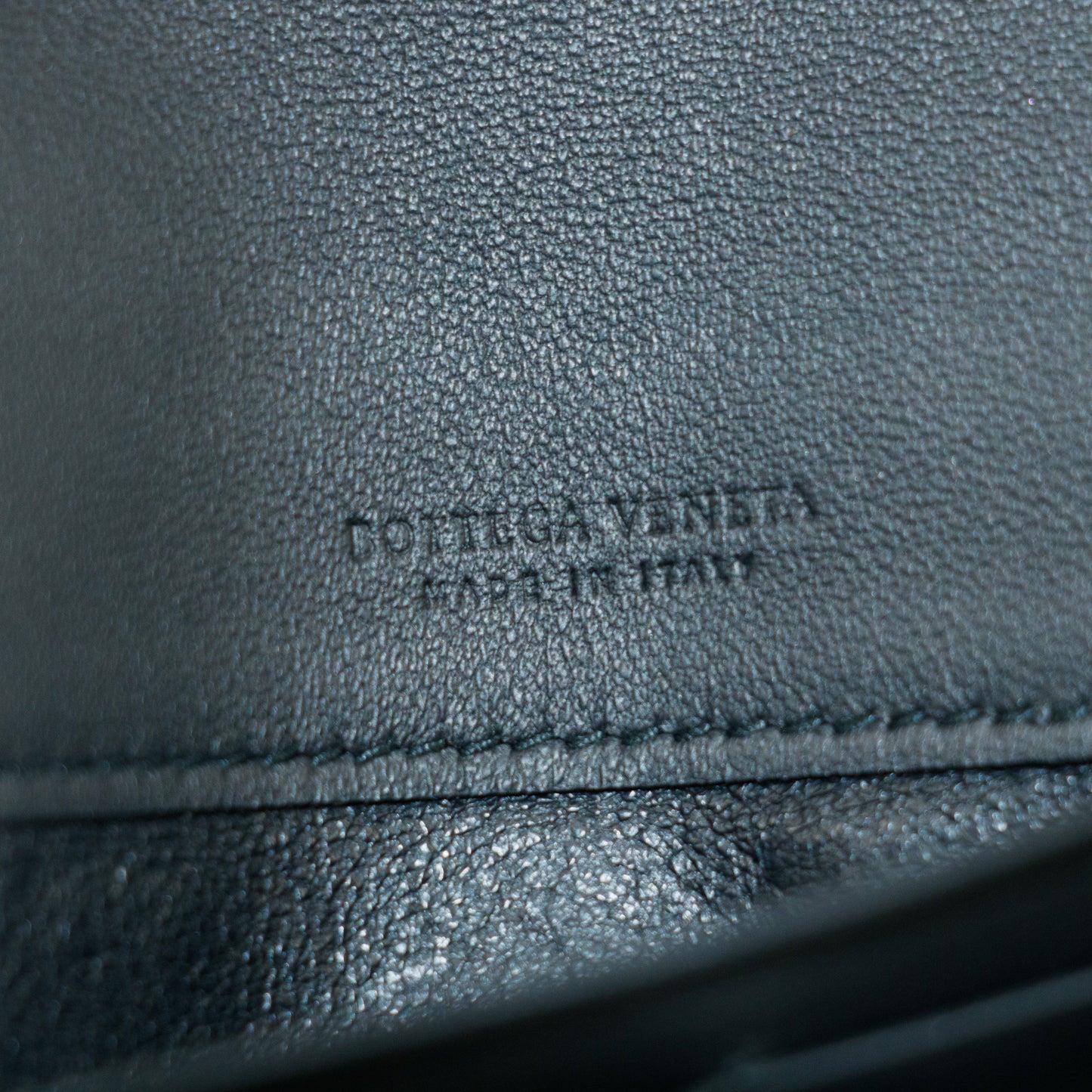 Bottega Veneta Intrecciato Black Bifold Long Wallet #5197