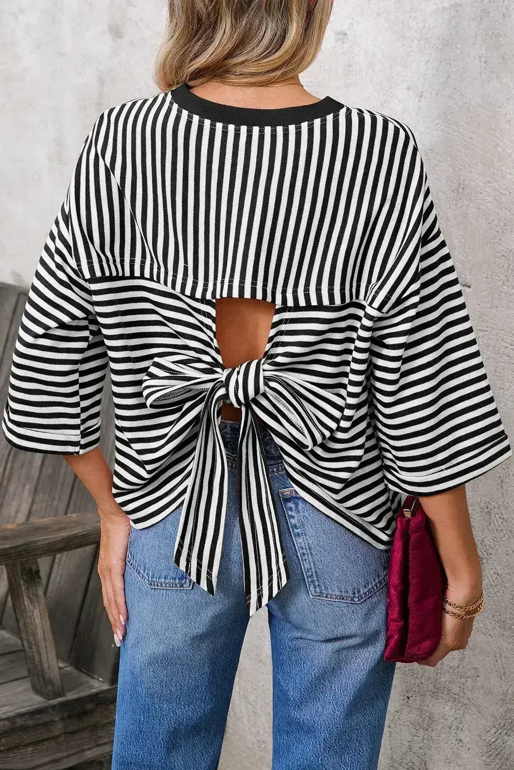 Black Stripe Bowknot Backless T-Shirt