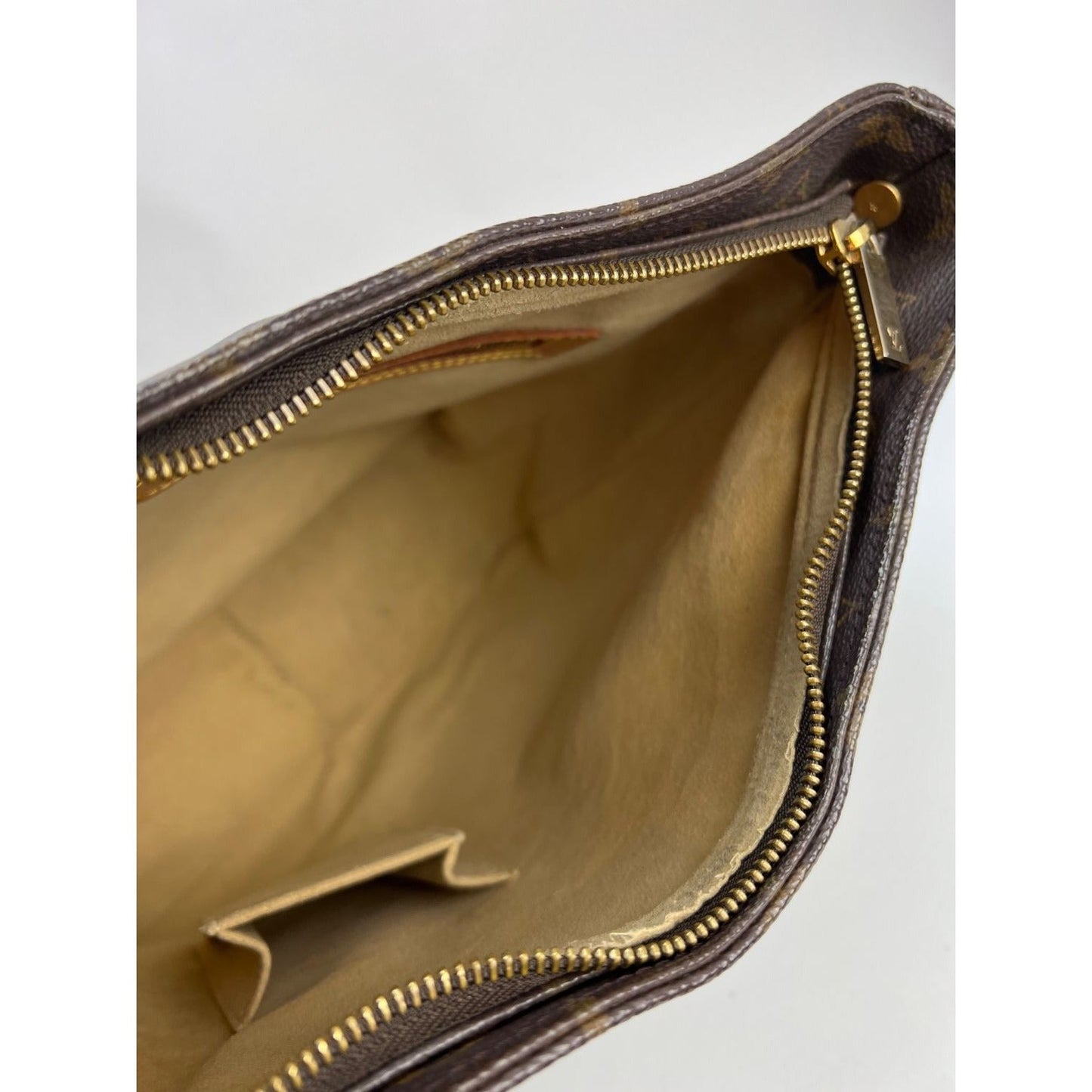 LOUIS VUITTON Looping GM Monogram Shoulder Bag