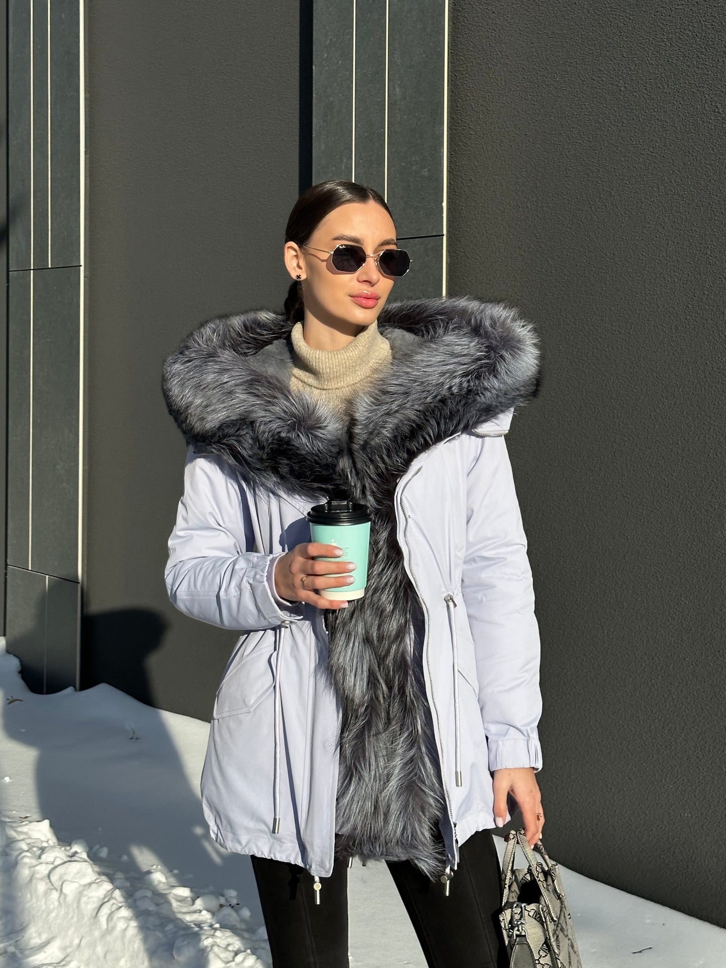 Parka isolée en fourrure de lapin et fourrure de renard argenté véritable