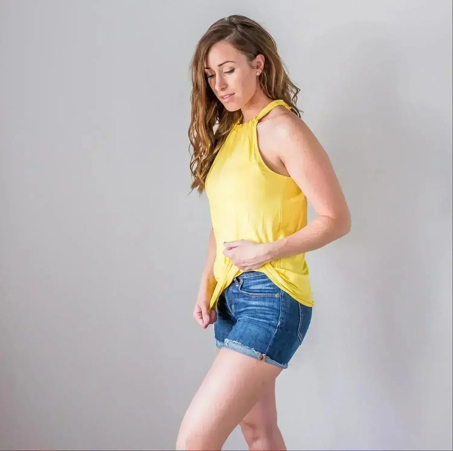 Back Keyhole Halter Tank – Sexy & Versatile Summer Top