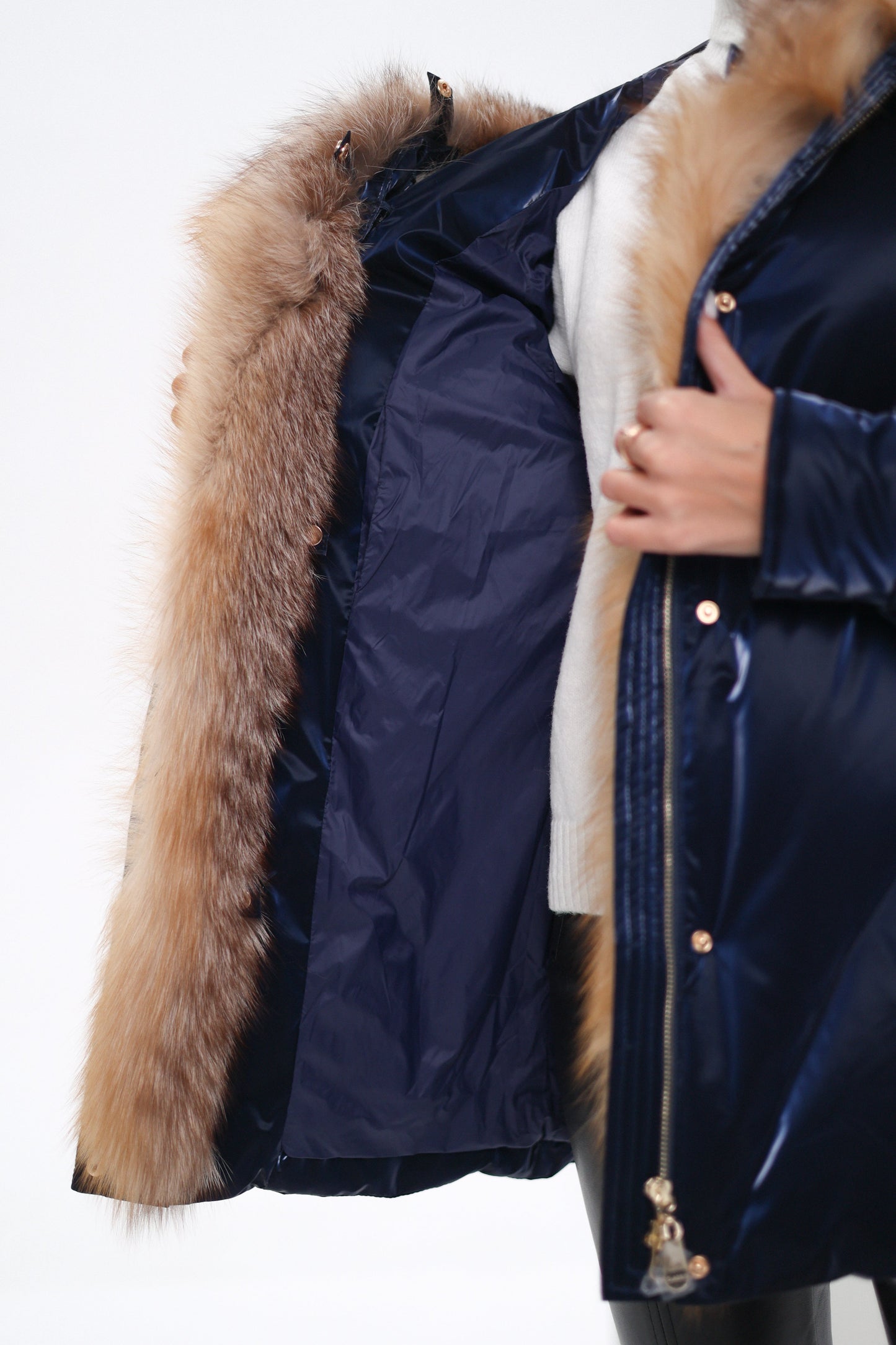 Parka en vinyle véritable garnissage en duvet de renard roux de qualité supérieure