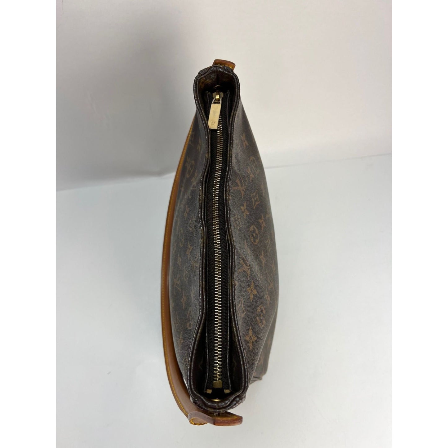 LOUIS VUITTON Looping GM Monogram Shoulder Bag