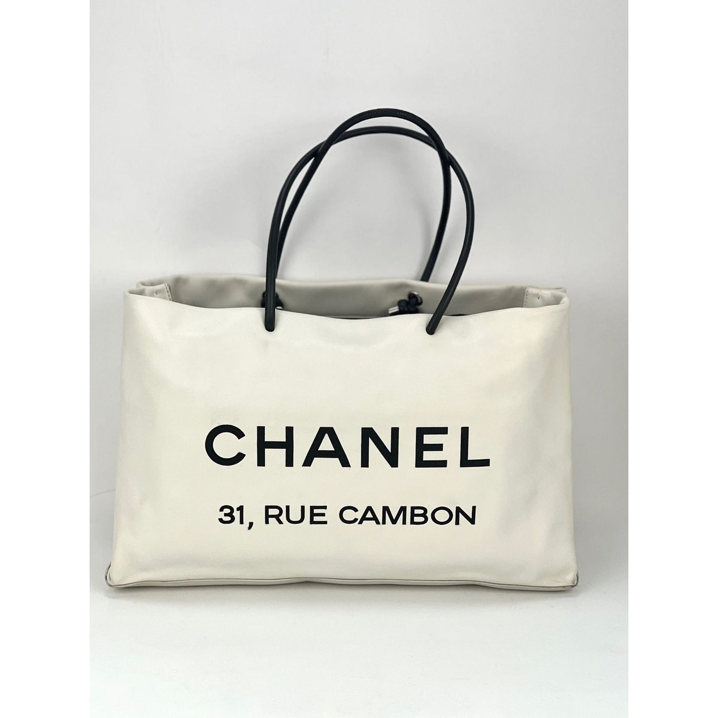 Chanel Essential 31 Rue Cambon Slopping White Leather Tote