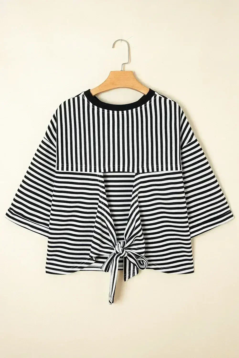 Black Stripe Bowknot Backless T-Shirt