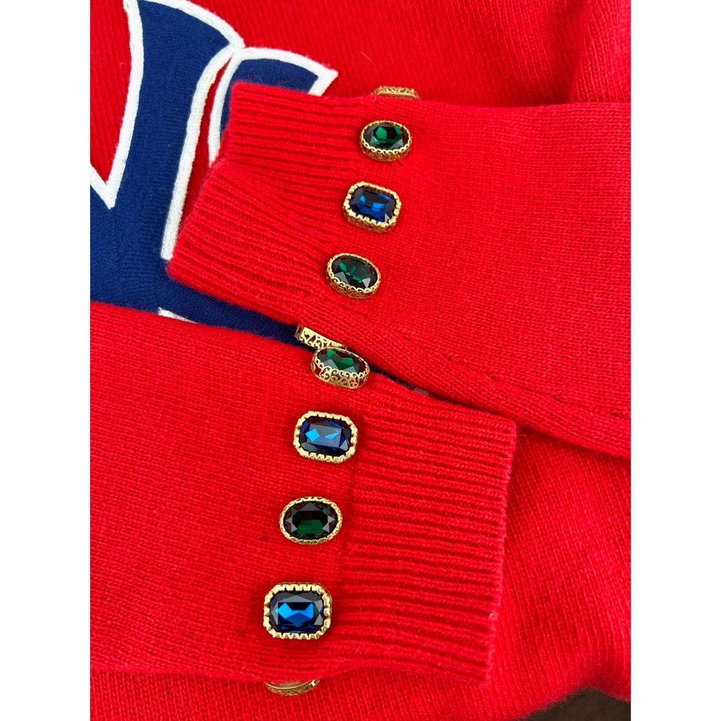 Pull en laine rouge Gucci pour femme avec logo NY Yankees