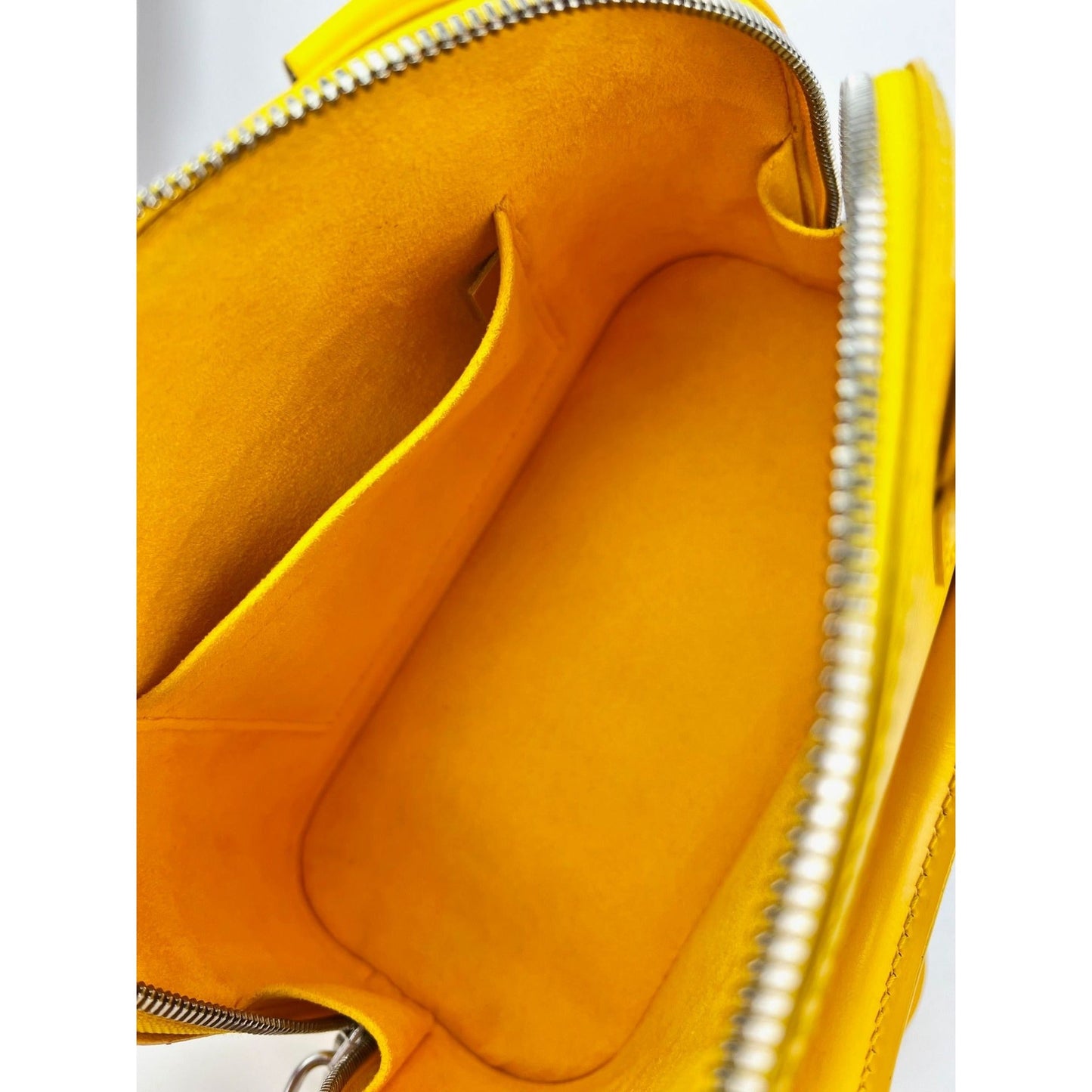 LOUIS VUITTON Alma BB Epi Leather Shoulder Bag