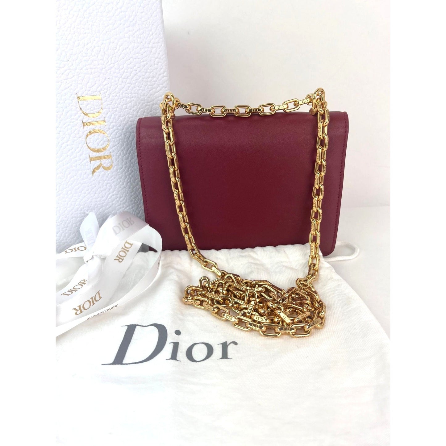 Sac bandoulière Christian Dior C'est Dior Mini Flap en cuir bordeaux