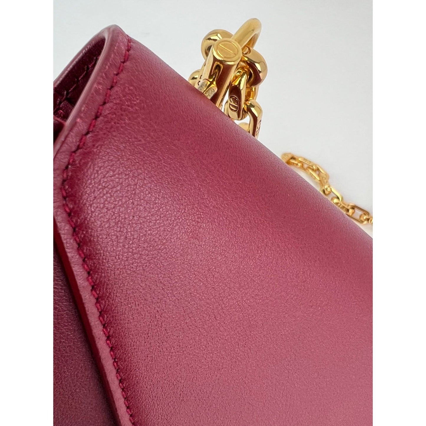 Sac bandoulière Christian Dior C'est Dior Mini Flap en cuir bordeaux