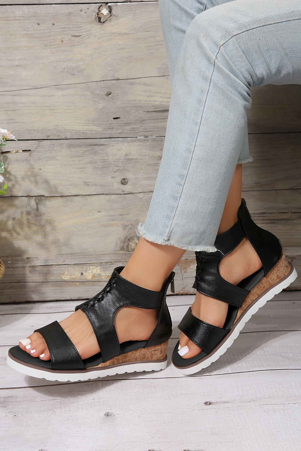 Nora Crisscross Hollowed Gladiator Sandals