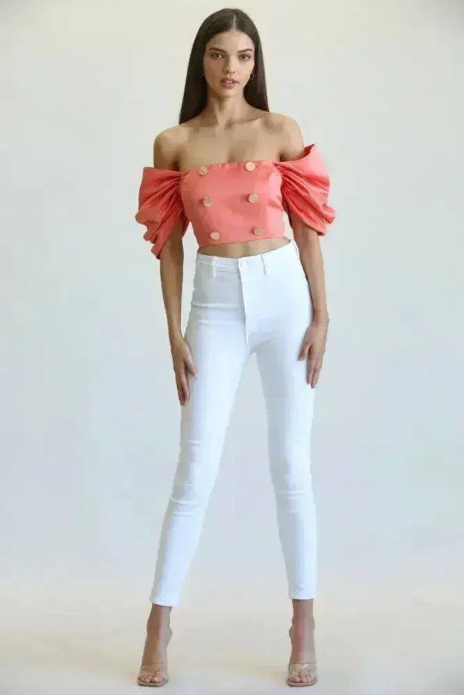 Off the Shoulder Summer Tops – Stylish & Chic for Every Occasion