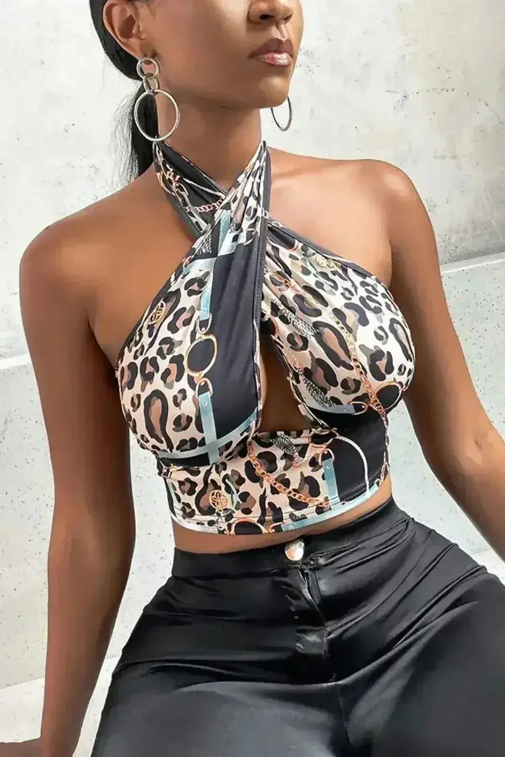 Black Chain Print Underbust Halter Neck Top – Trendy Cross Front Crop Top