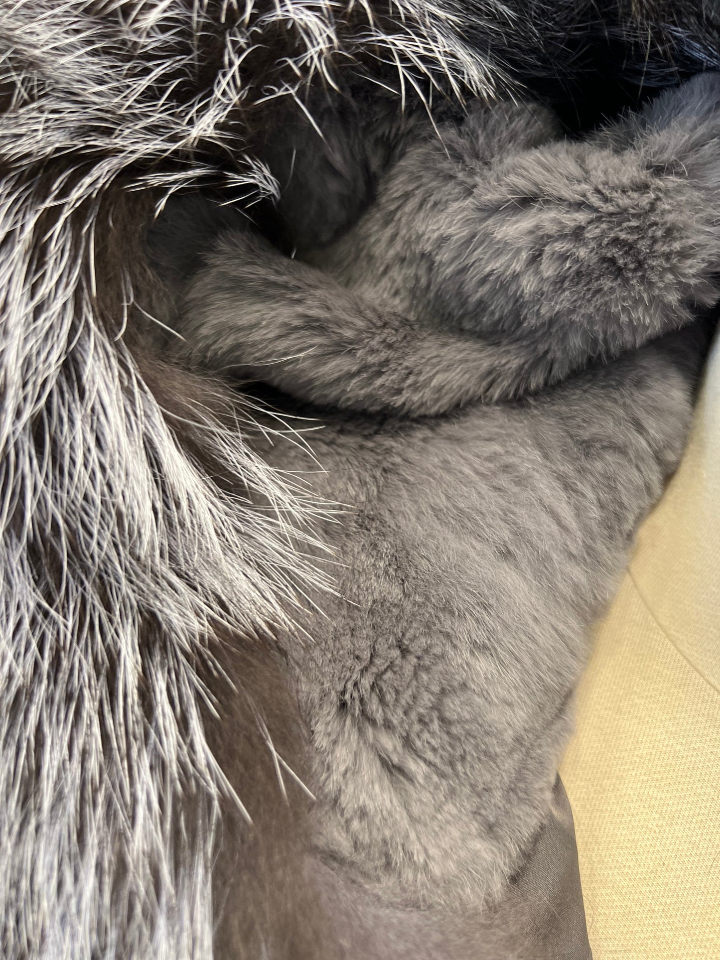 Genuine Silver Fox Fur Rabbit Fur Insulated Parka