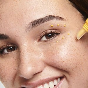 Garnier Skin Active Crème Contour des Yeux Éclaircissante à la Vitamine C 15 ml