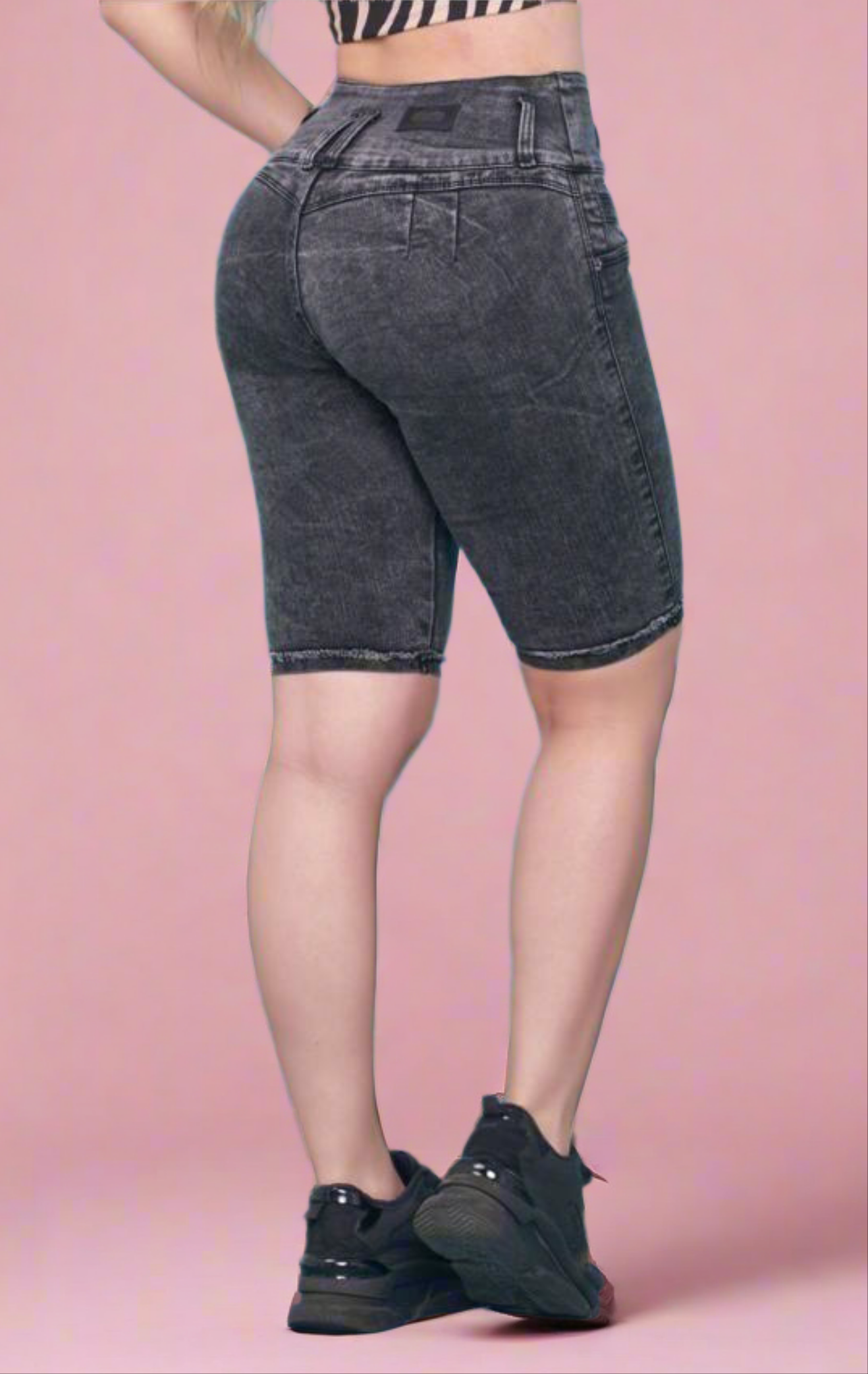 7073 100%  Authentic Colombian  Push Up CAPRI