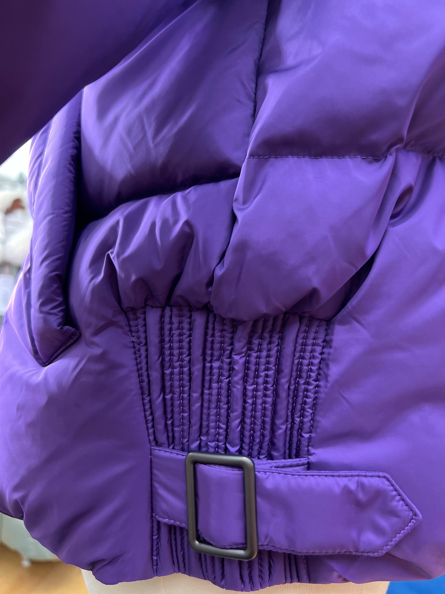 Parka en duvet et fourrure de renard argenté véritable