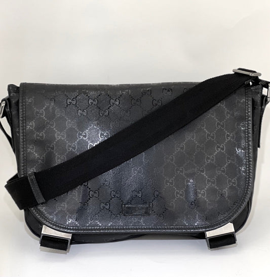 Sac bandoulière Gucci pour homme en toile GG Supreme à double boucle et rabat, d'occasion
