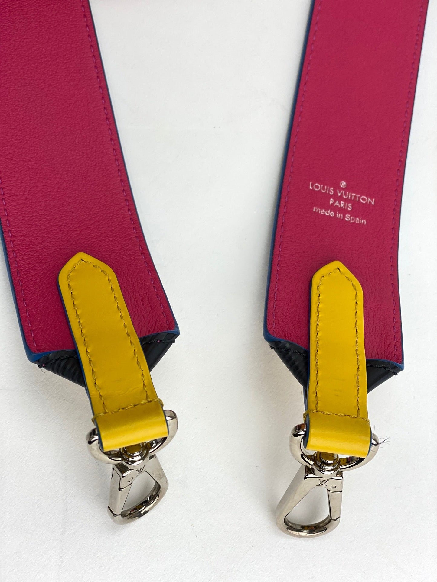 LOUIS VUITTON Epi Bandouliere Leather Shoulder Strap Black Pink Yellow
