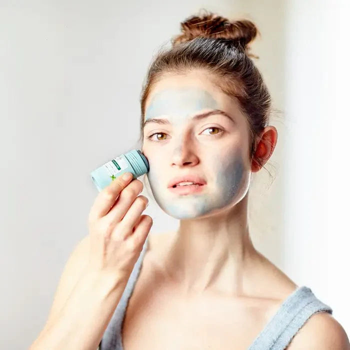 Masque visage à l'extrait de menthe Klorane en stick 25 gr