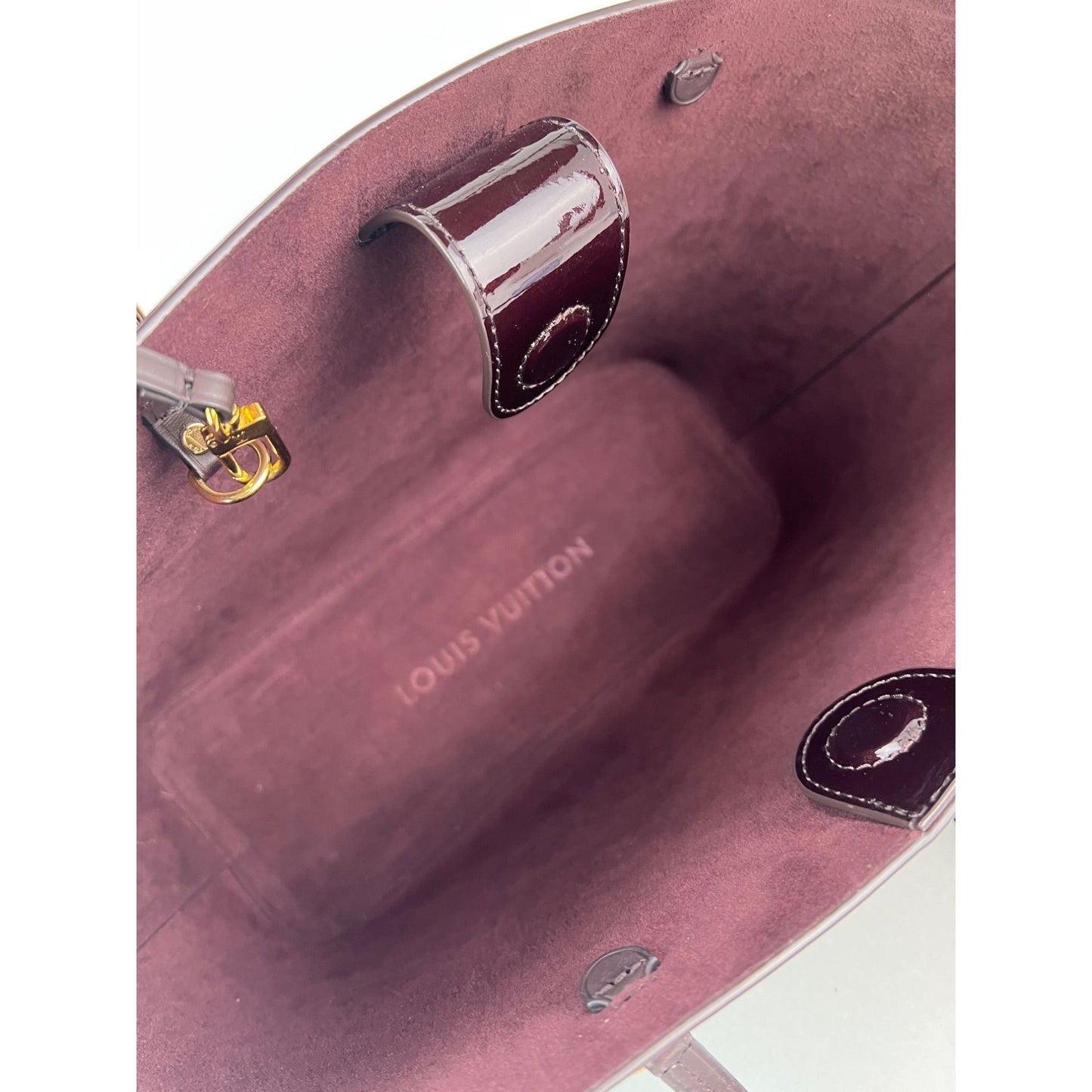 Louis Vuitton Vernis Long Beach MM Amarante Tote and Pouch Bag