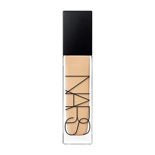 Fond de teint longue tenue Natural Radiant de NARS - 30 ml / Light 4.5 - Vienna - Peau moyennement claire avec des nuances pêche