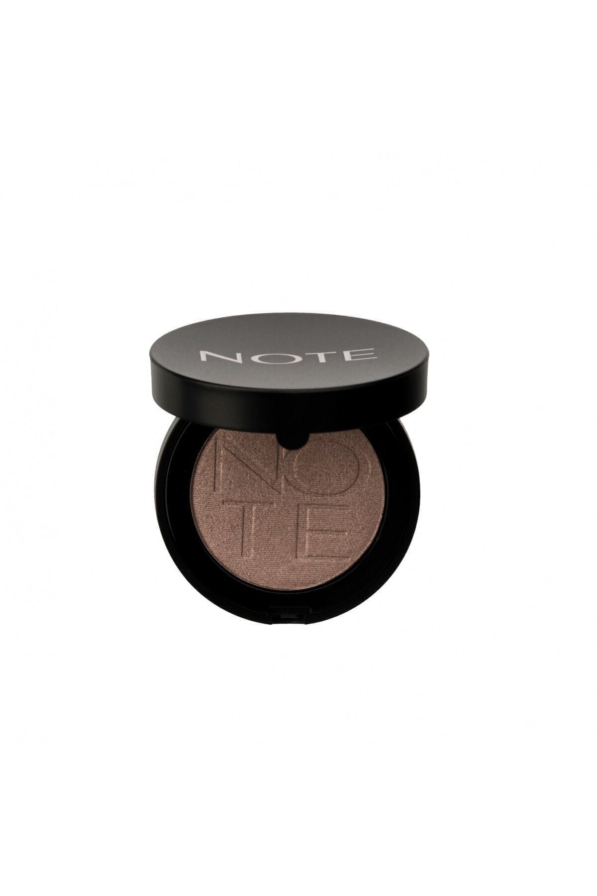 Note Cosmetics Luminous Silk Single Eyeshadow 18 Beige with Pink