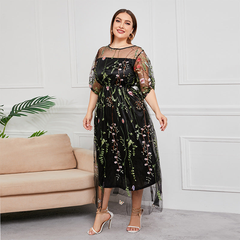 Plus Size French Hepburn Dress Women Mesh Embroidered Banquet Party Maxi Dress