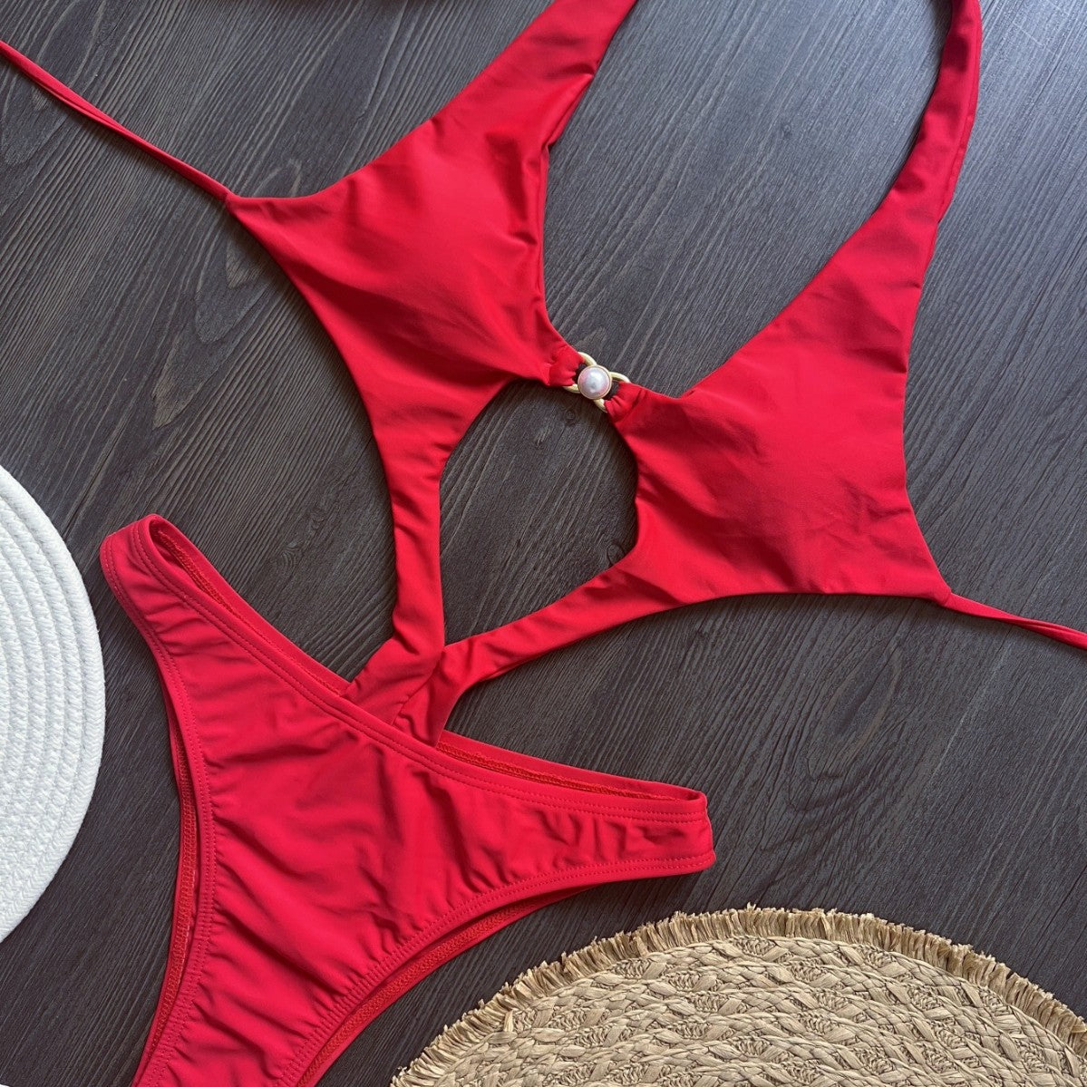 Nylon Solid Color Fabric Pearl Accessories One Piece Swimsuit Beach Sexy Women Swimsuit