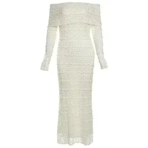 25 Edition – Elegant Off-Shoulder Lace Maxi Dress (Socialite Style)