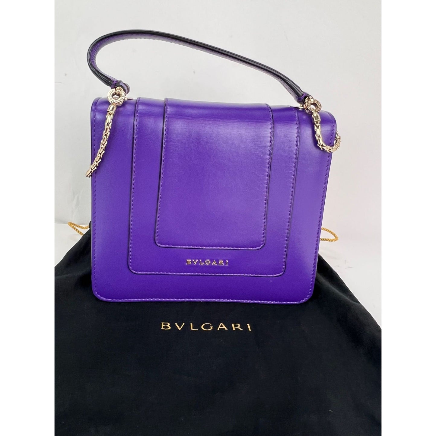 Sac bandoulière Bvlgari Serpenti Forever en cuir de veau violet