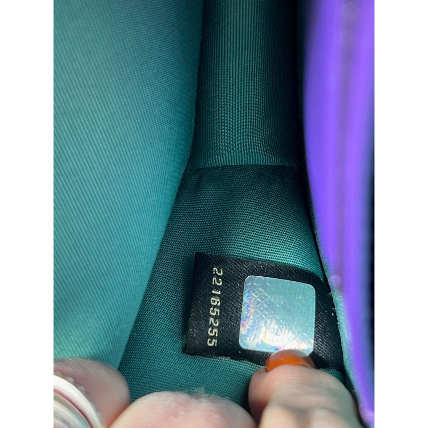 Sac bandoulière Bvlgari Serpenti Forever en cuir de veau violet