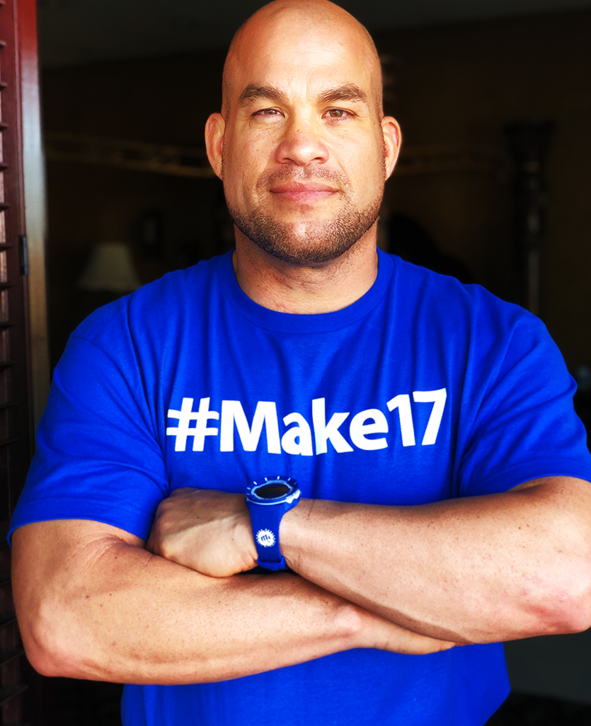 Montre Coliseum Fit™ Édition Tito Ortiz (Bleu/Blanc) 