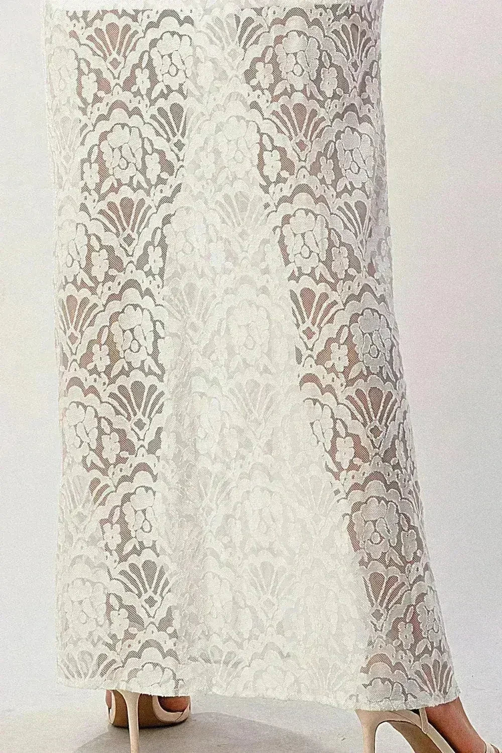 Black Lace Maxi Dress with Front Slit Elegant - Femstylo