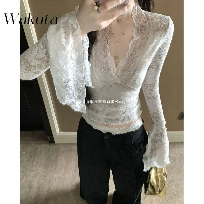 WAKUTA Sexy Lace Shirt V-neck Long-sleeved Outwear Tops Fall Short Tight Design Pure Desire Hottie Inner Pullovers Кофта Женская