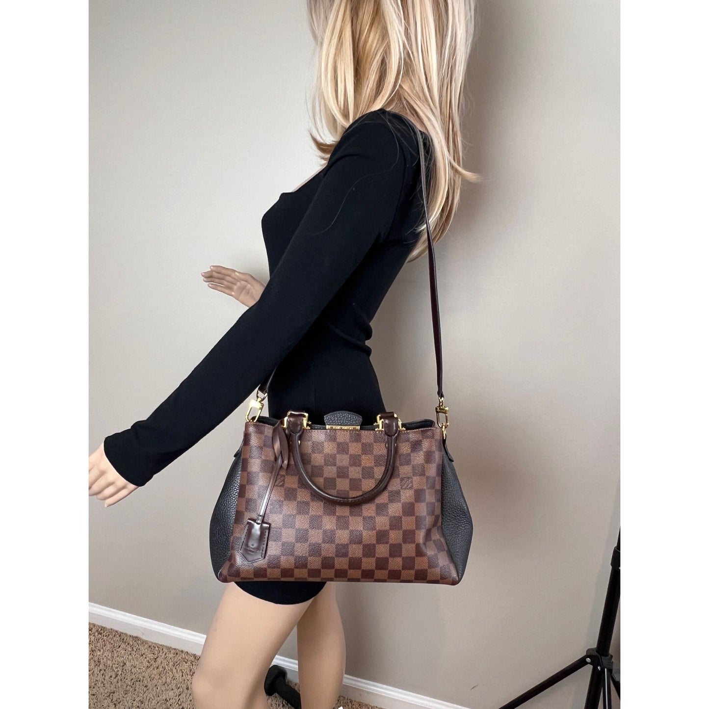 Louis Vuitton Damier EbeneCuir Taurillon Brittany Black Shoulder Bag